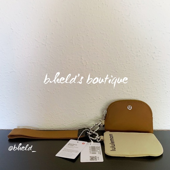 lululemon Dual Pouch Wristlet in Trench/Burnt Caramel/Black OS Brand New NWT - Picture 1 of 15